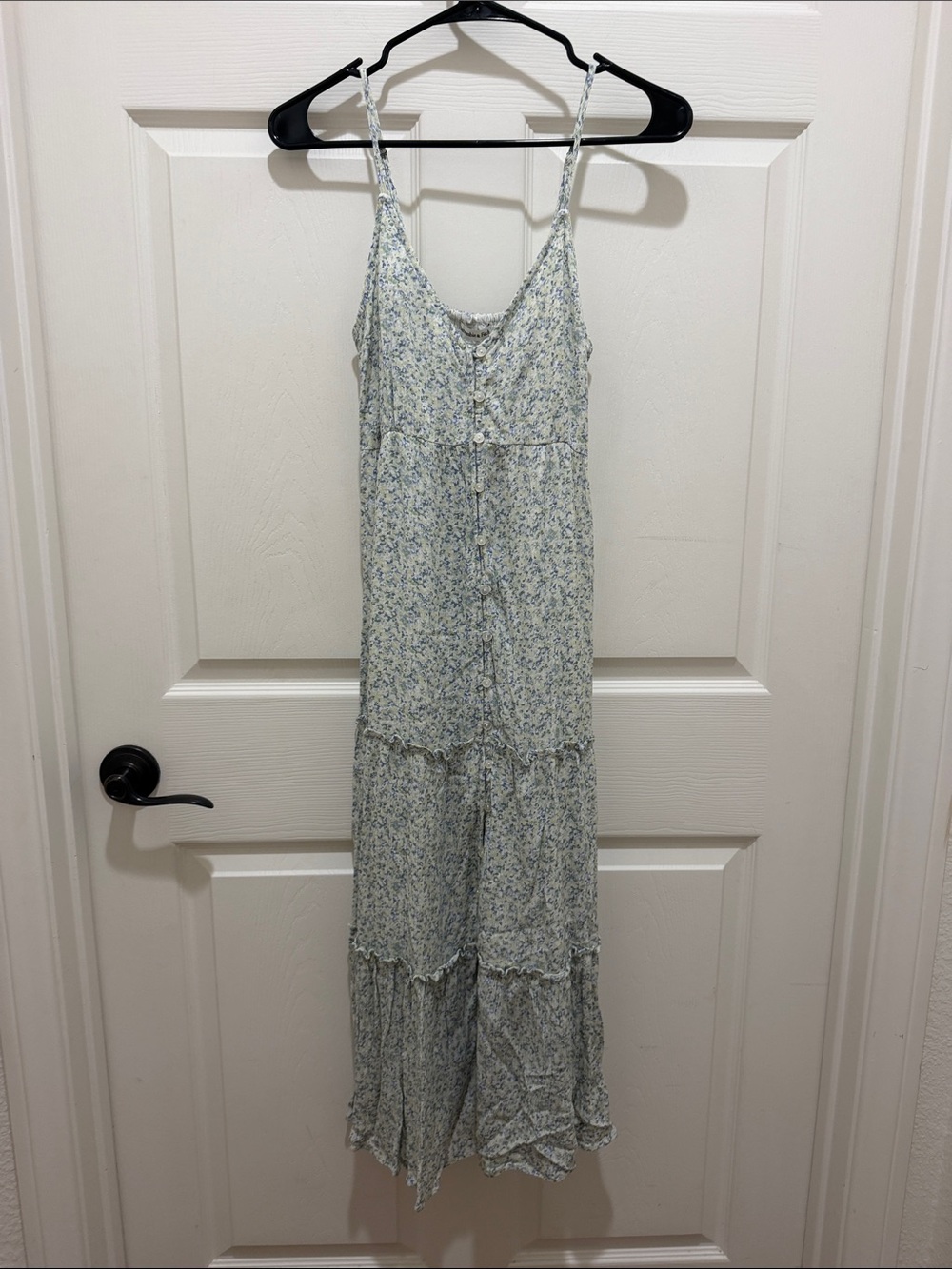 Abercrombie & Fitch Light Blue Floral Tiered Spaghetti Strap Midi Dress XS